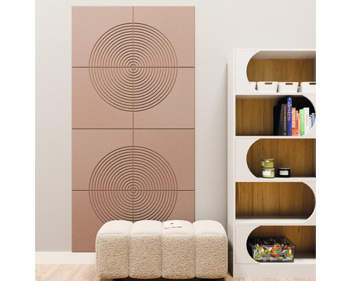Panneaux muraux avec motifs de cercles concentriques à côté d'une étagère blanche et d'un pouf crème.