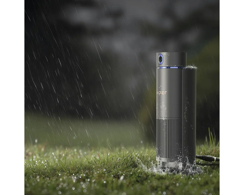 Appareil extérieur cylindrique étanche sur une pelouse sous la pluie avec le logo Viper.