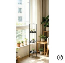 Un support de fleurs étroit en métal avec trois niveaux ronds, placé dans un salon lumineux devant une fenêtre avec d'autres plantes d'intérieur. (Image AI modified or generated)