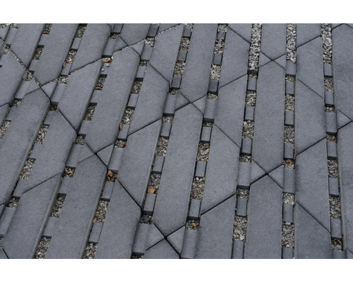 Dalle gazon géométrique en pavés de béton avec joints en gravier pour entrées et allées