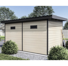 Abri de jardin moderne avec toit plat, panneaux aspect bois et grilles de ventilation dans un jardin bien entretenu.