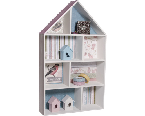 Étagère décorative en forme de maison avec différents compartiments et motifs