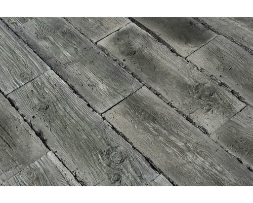 Betonplatten mit Holzoptik im Detail
