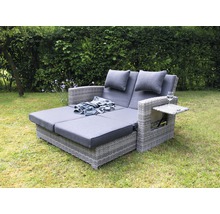 Bain de soleil double en polyrotin avec table d''appoint réglable dans le jardin