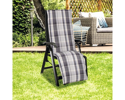 Chaise longue de jardin avec revêtement à carreaux à l''extérieur