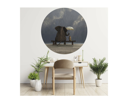 Sticker mural avec éléphant et oiseau sur un banc sous la pluie au-dessus d''un bureau