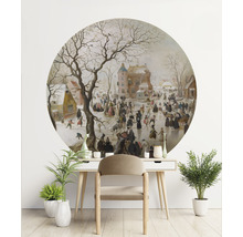 Wanddekoration mit Winterlandschaft-Motiv über einem Schreibtisch