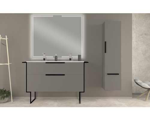 Modernes Badezimmer mit Waschbeckenunterschrank, Spiegelschrank und Hochschrank