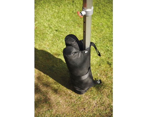 Support de parasol avec sacs de sable pour le lestage sur gazon