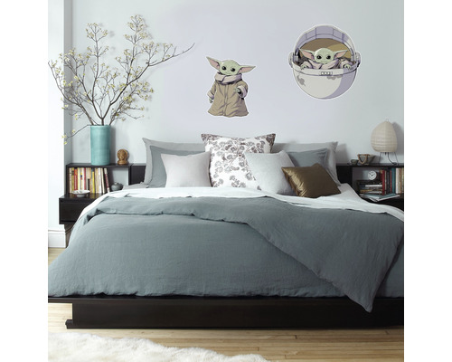 Chambre avec stickers muraux Star Wars The Mandalorian avec le personnage Grogu