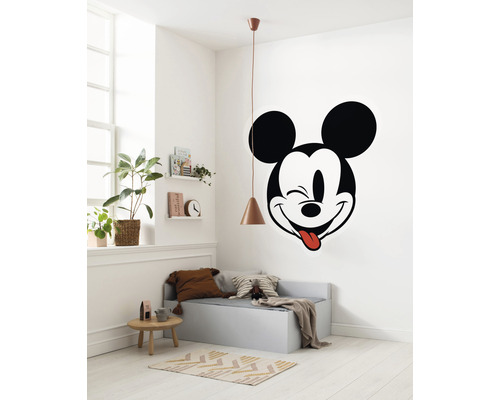 Chambre d''enfant avec sticker mural Mickey Mouse, banc et suspension