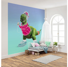 Kinderzimmer mit Wandbild eines Dinosauriers mit Kopfhörern und Kapuzenpullover
