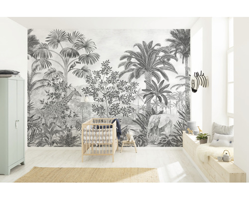 Chambre d''enfant avec papier peint photo jungle, lit d''enfant et meubles clairs