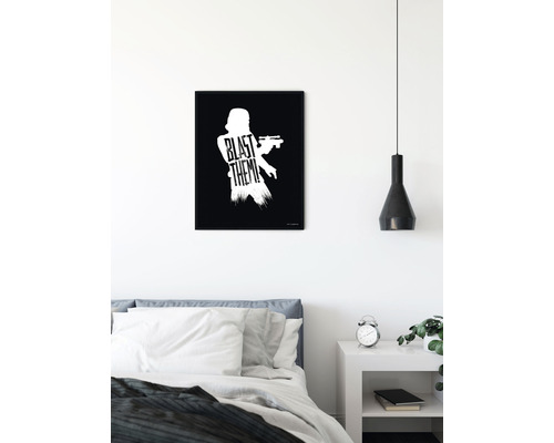Tableau mural décoratif avec un motif Star Wars dans une chambre