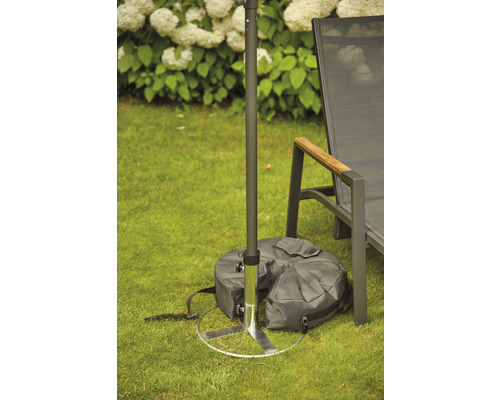 Support de parasol avec base et sac de sable pour le lestage sur une pelouse