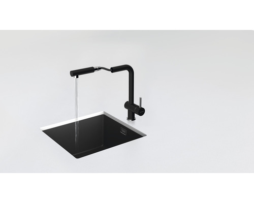 Évier avec robinet et eau courante