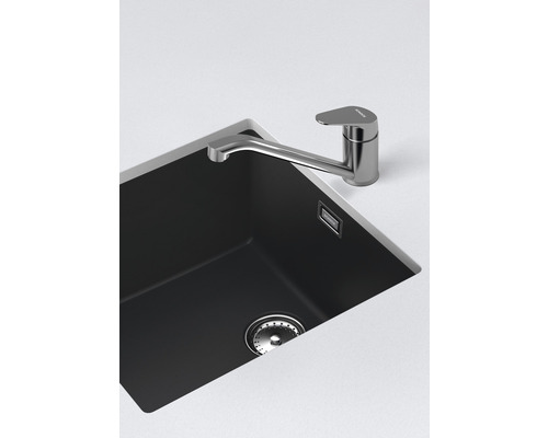 Évier avec robinet et bonde