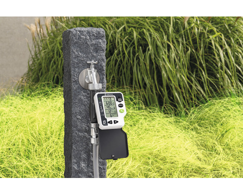 Geka Logo am Bewässerungscomputer mit Wasserhahn