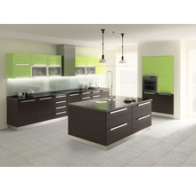 Moderne Küche mit Kücheninsel, grünen und braunen Elementen