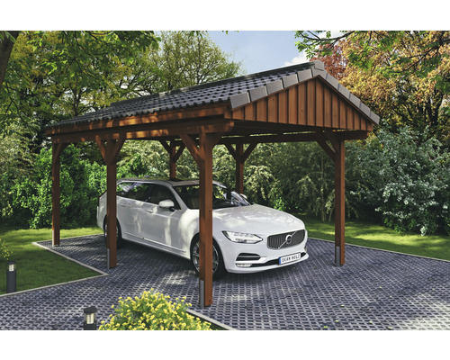 Carport simple SKAN Holz Fichtelberg 317 x 566 cm noyer Abri de voiture en bois avec toit en tuiles et voiture garée en dessous