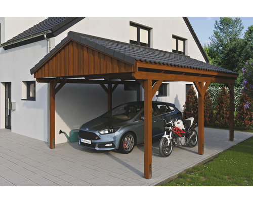 Carport simple SKAN Holz Fichtelberg 423 x 566 cm noyer Abri de voiture en bois avec voiture et moto sur sol pavé