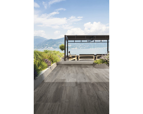 Dalle de terrasse FLAIRSTONE en grès cérame fin Legno Sentimento Grigio bords rectifiés 120 x 40 x 2 cm