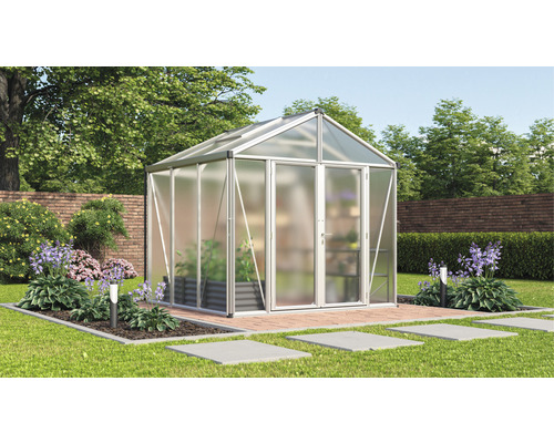 Serre Vitavia Zeus Comfort 6200 panneaux alvéolés 10 mm 258 x 242 cm argent Serre de jardin avec plantes et allée de jardin.