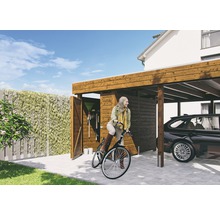 Carport mit Geräteschuppen und Fahrrad vor dem Haus