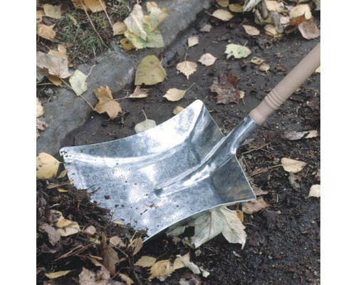 Metallspaten mit Holzgriff zum Umgraben im Garten