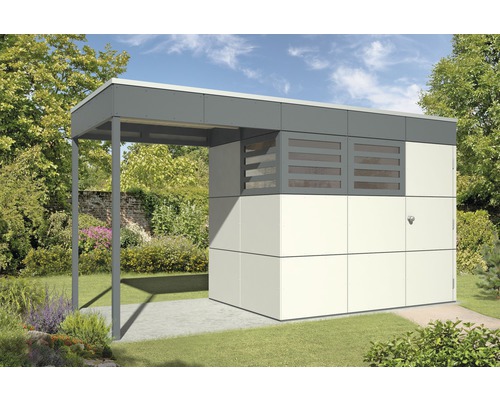 Gartenhaus mit Überdachung im Garten