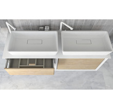 Meuble double vasque avec meuble sous-vasque et tiroirs ouverts