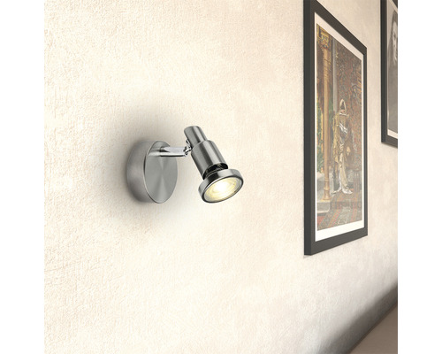 Wandleuchte aus Metall mit verstellbarem Spot