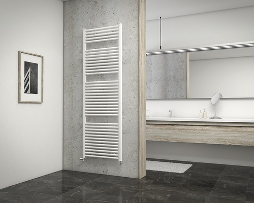 Radiateur de salle de bains SCHULTE München 1775x600 mm blanc raccordement des deux côtés en bas Radiateur de salle de bains SCHULTE München 1775x600 mm blanc raccordement des deux côtés en bas