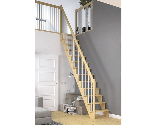 Escalier en bois avec rampe dans l''espace de vie
