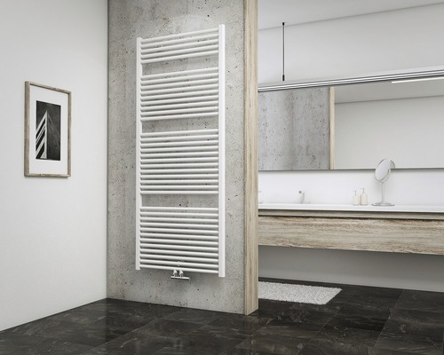Radiateur de salle de bains SCHULTE München 1775x750 mm blanc avec raccordement au centre Radiateur de salle de bains SCHULTE München 1775x750 mm blanc avec raccordement au centre