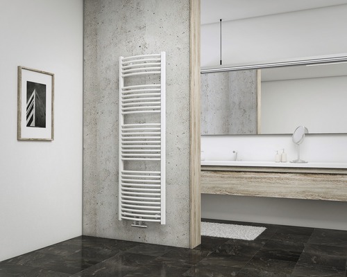 Radiateur de salle de bains SCHULTE München rond 1575x500 mm blanc avec raccordement au centre Radiateur de salle de bains SCHULTE München rond 1575x500 mm blanc avec raccordement au centre
