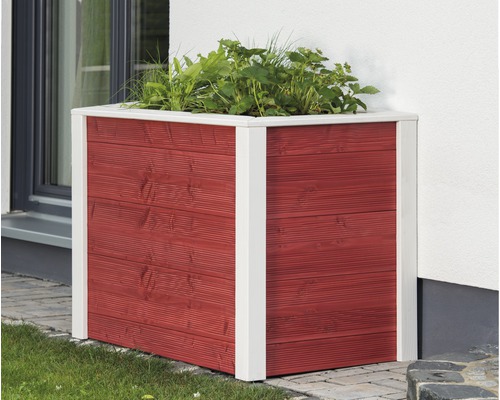 Jardinière carrée en bois avec plantes