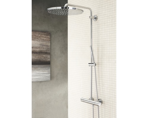 Duschsystem mit Kopfbrause und Thermostatarmatur zur Wandmontage