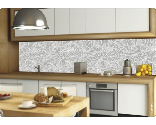 Küchenrückwand mit Blattmuster in einer modernen Küche