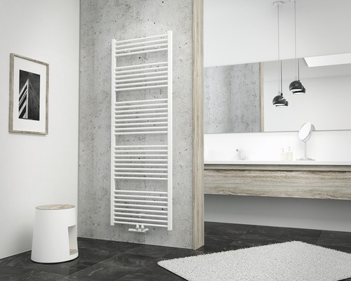 Radiateur de salle de bains SCHULTE Turbo 1695x600 mm blanc avec raccordement au centre Salle de bains avec sèche-serviettes, lavabo et miroir
