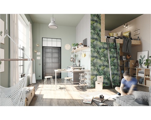 Helles Wohnzimmer mit Hochbett, Leiter, Hängematte und Küchenbereich