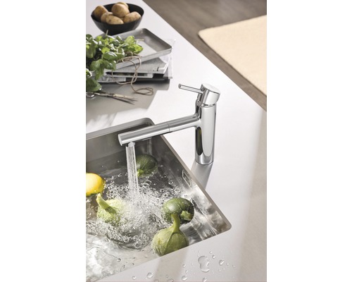 Küchenspüle mit Gemüsespülung unter einer Armatur