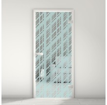 Porte en verre avec motif géométrique dans une pièce lumineuse