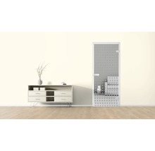 Scène d''intérieur avec commode, décoration et porte en verre à motif carré