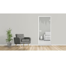 Intérieur avec porte en verre, fauteuil et plante d''intérieur