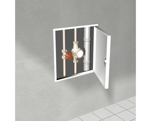Revisionsklappe mit Wasserzähler und Rohren in der Wand