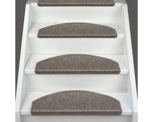 Escalier avec tapis de marches