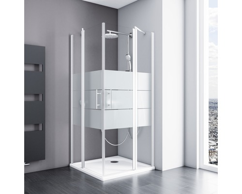 Duschkabine mit Brausegarnitur und teilweise satiniertem Glas