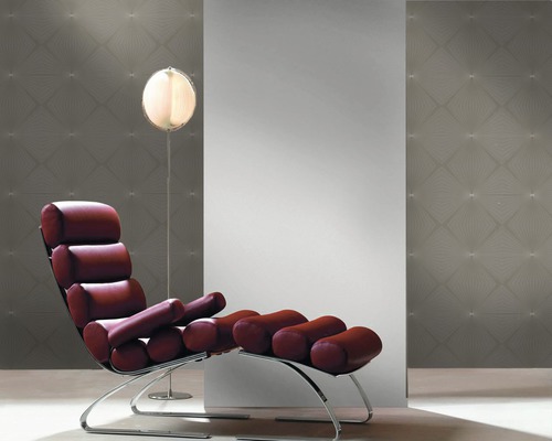 Vue d''une pièce avec fauteuil et lampadaire