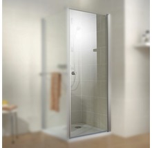 Paroi de douche en verre dans la salle de bain
